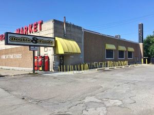 Double 8 Stores Suddenly Close