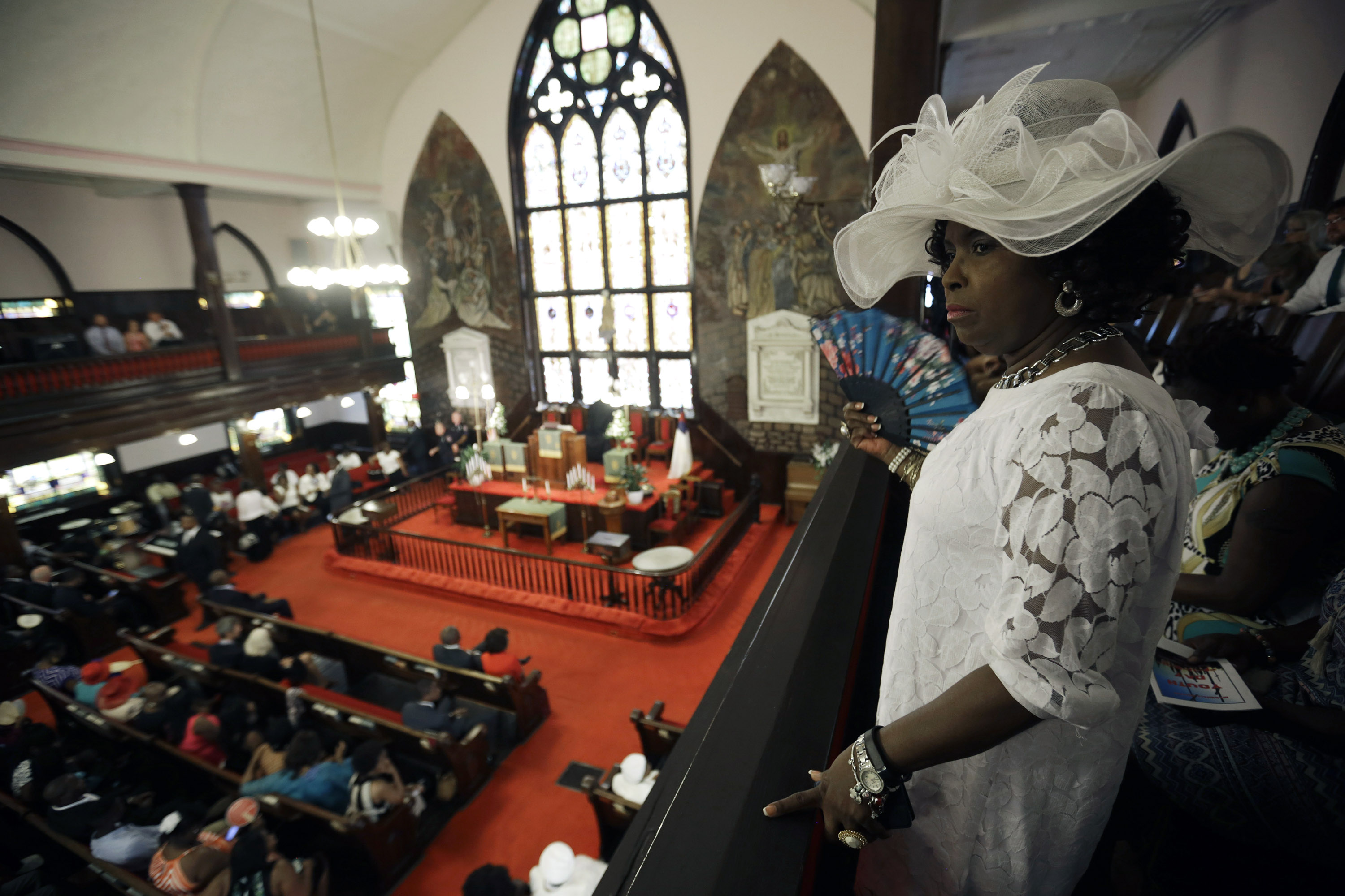 Charleston In Mourning After 9 Killed In Church Massacre
