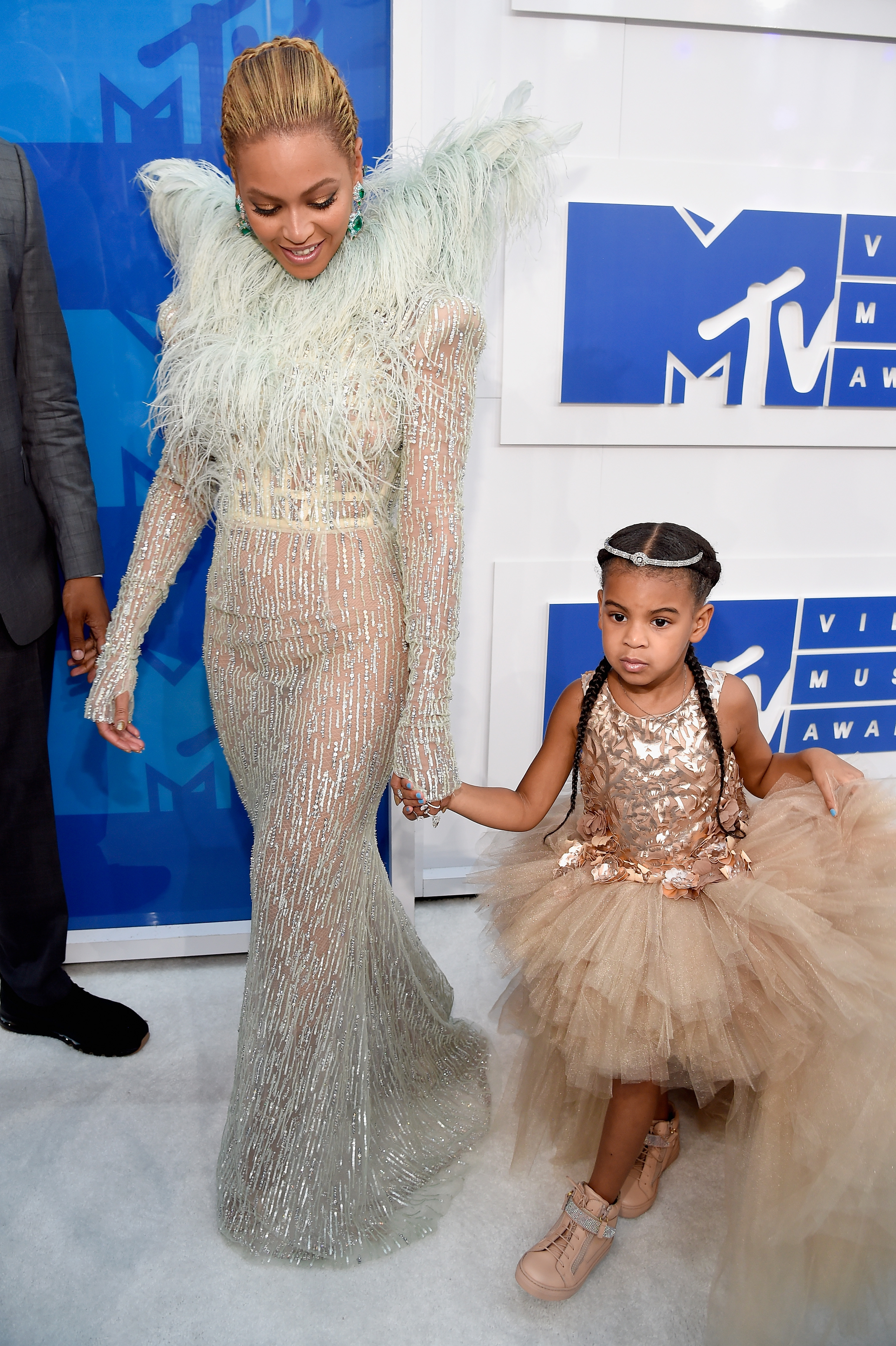 2016 MTV Video Music Awards - Red Carpet