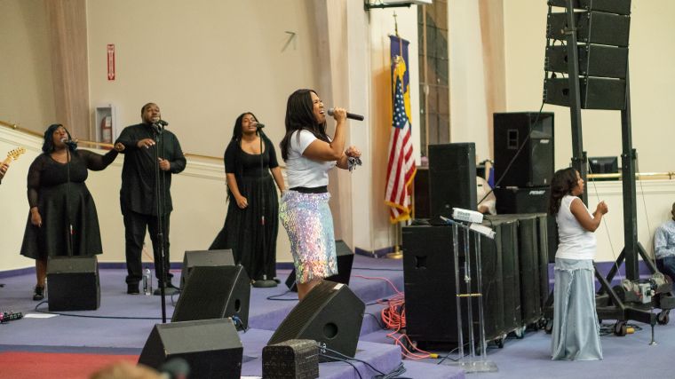 Erica Campbell Performs at Gospel Music Explosion 2018