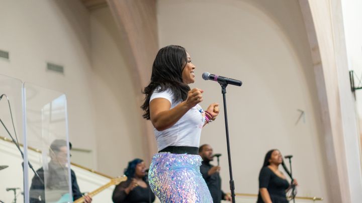 Erica Campbell Performs at Gospel Music Explosion 2018