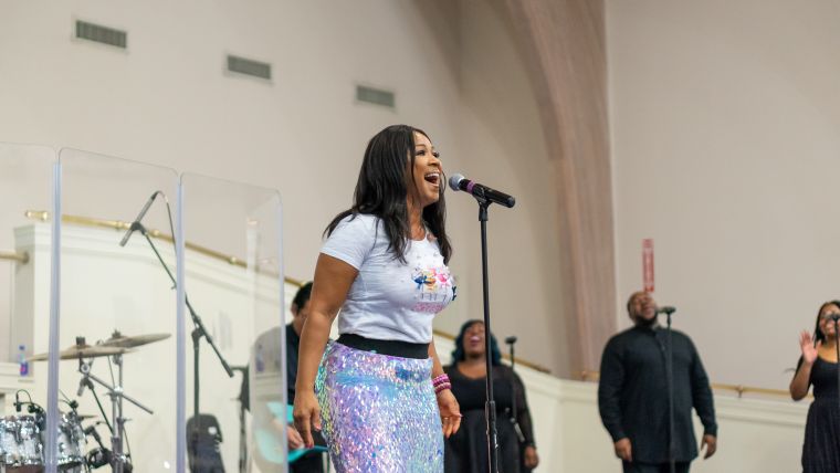 Erica Campbell Performs at Gospel Music Explosion 2018