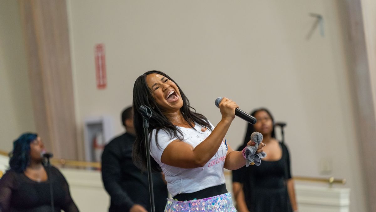 Erica Campbell Performs at Gospel Music Explosion 2018