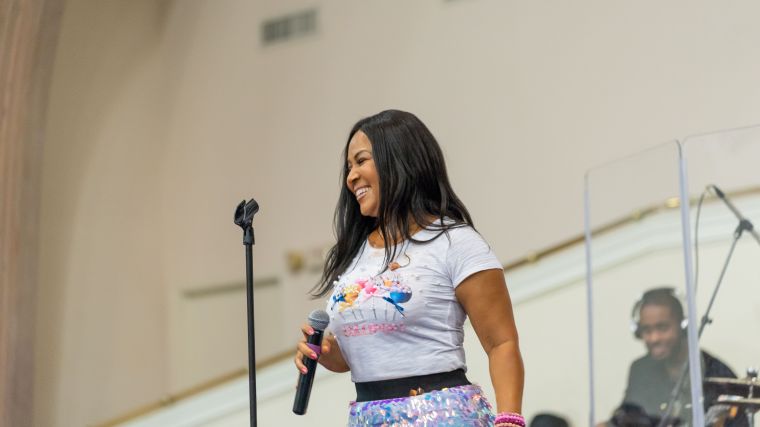 Erica Campbell Performs at Gospel Music Explosion 2018